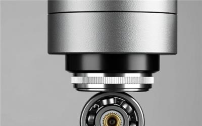 老師傅的“耳朵”會退休，但這臺軸承檢測儀的“聽力”永不衰減！